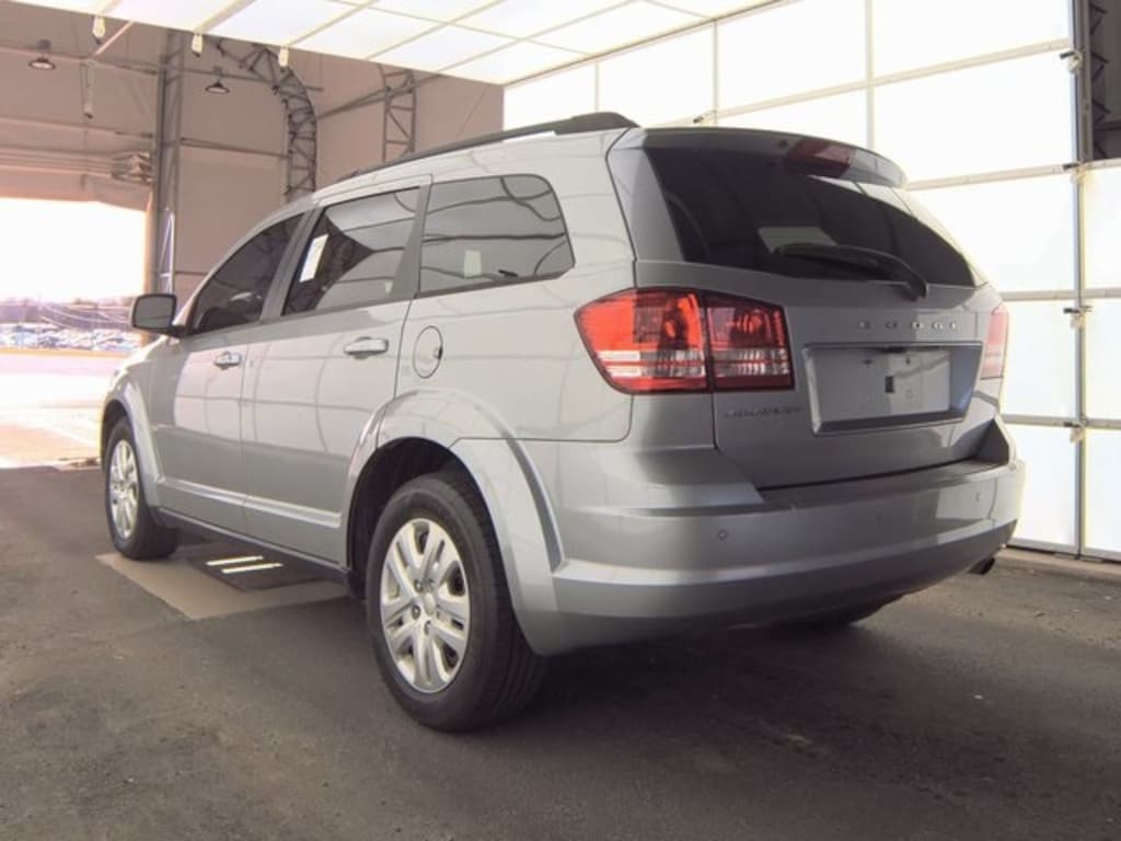 Used 2020 Dodge Journey SE SUV