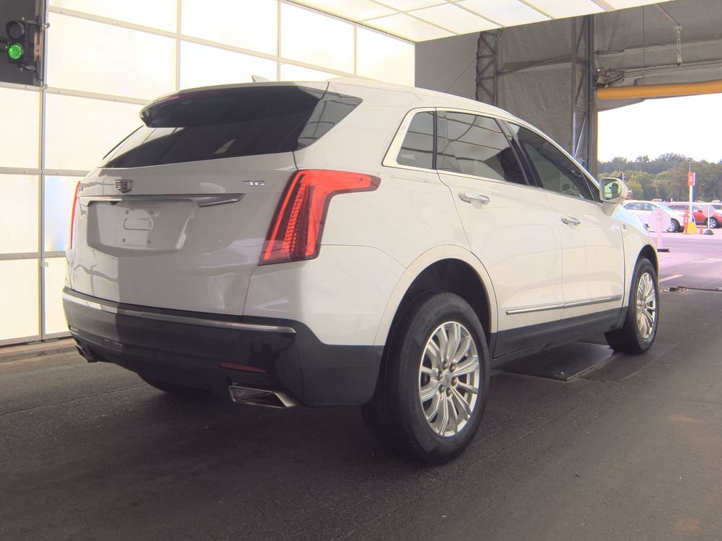 Used 2019 Cadillac XT5 Base with VIN 1GYKNARS3KZ173539 for sale in Plantation, FL
