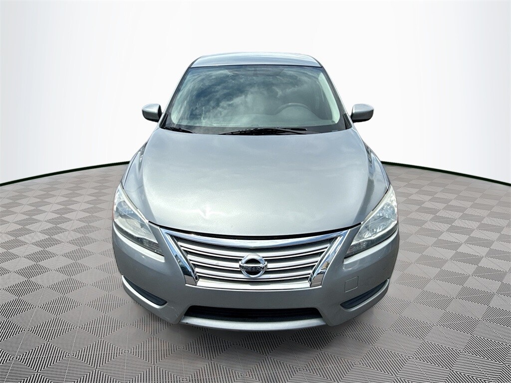 2014 Nissan Sentra SV photo 2