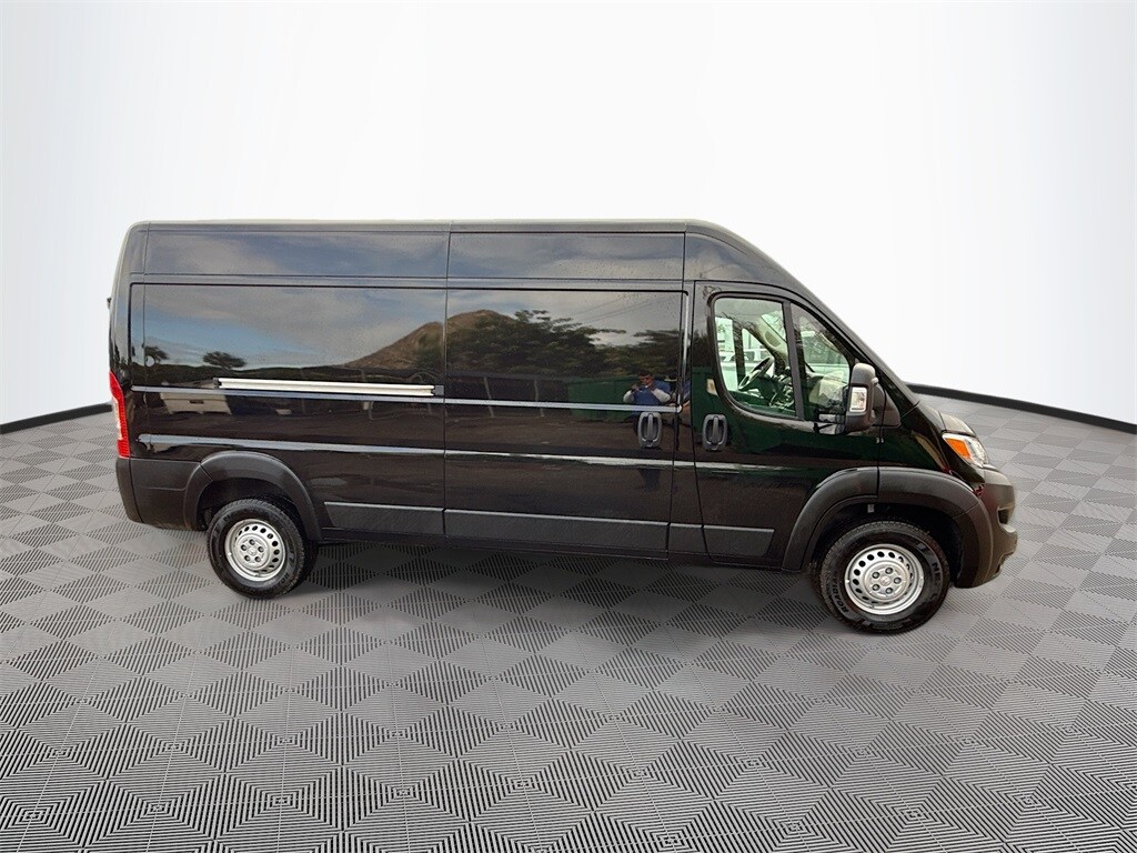 2026 Ram ProMaster 2500 photo 3