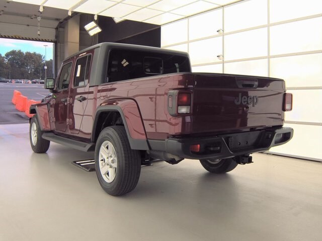2021 Jeep Gladiator Sport photo 4