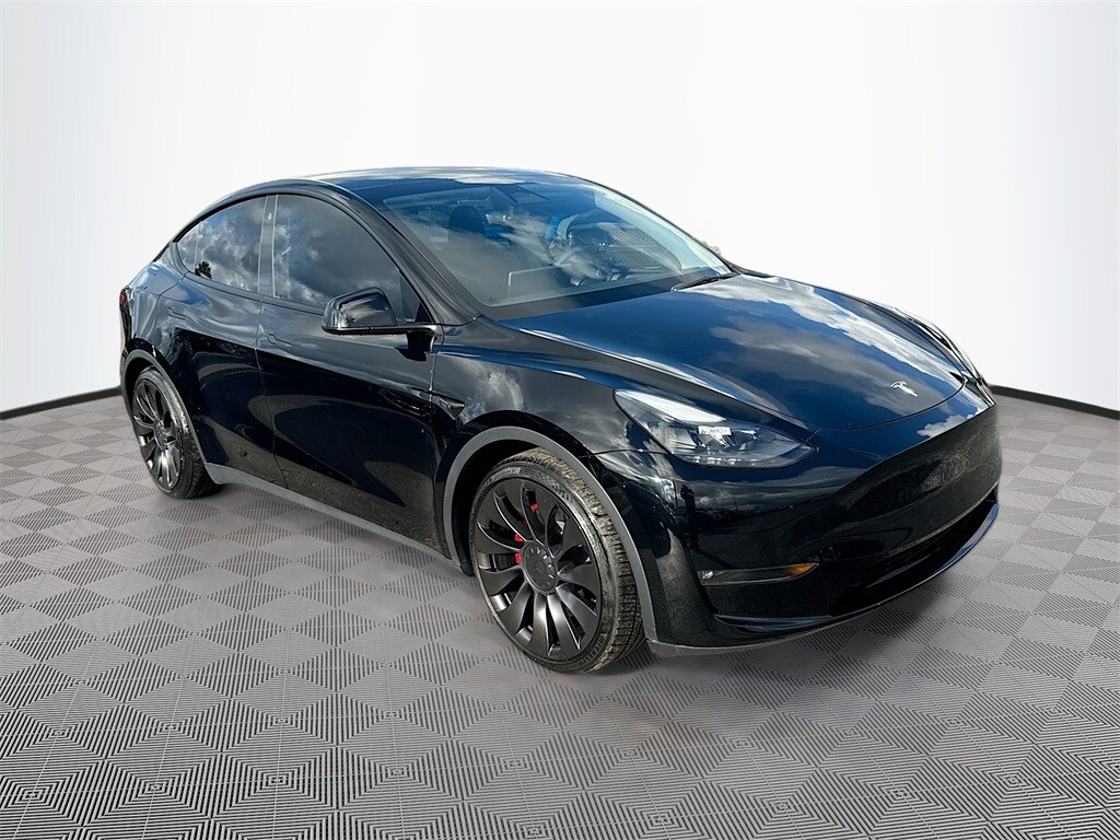 2023 Tesla Model Y Performance photo 3