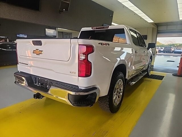 2024 Chevrolet Silverado 1500 LTZ photo 2