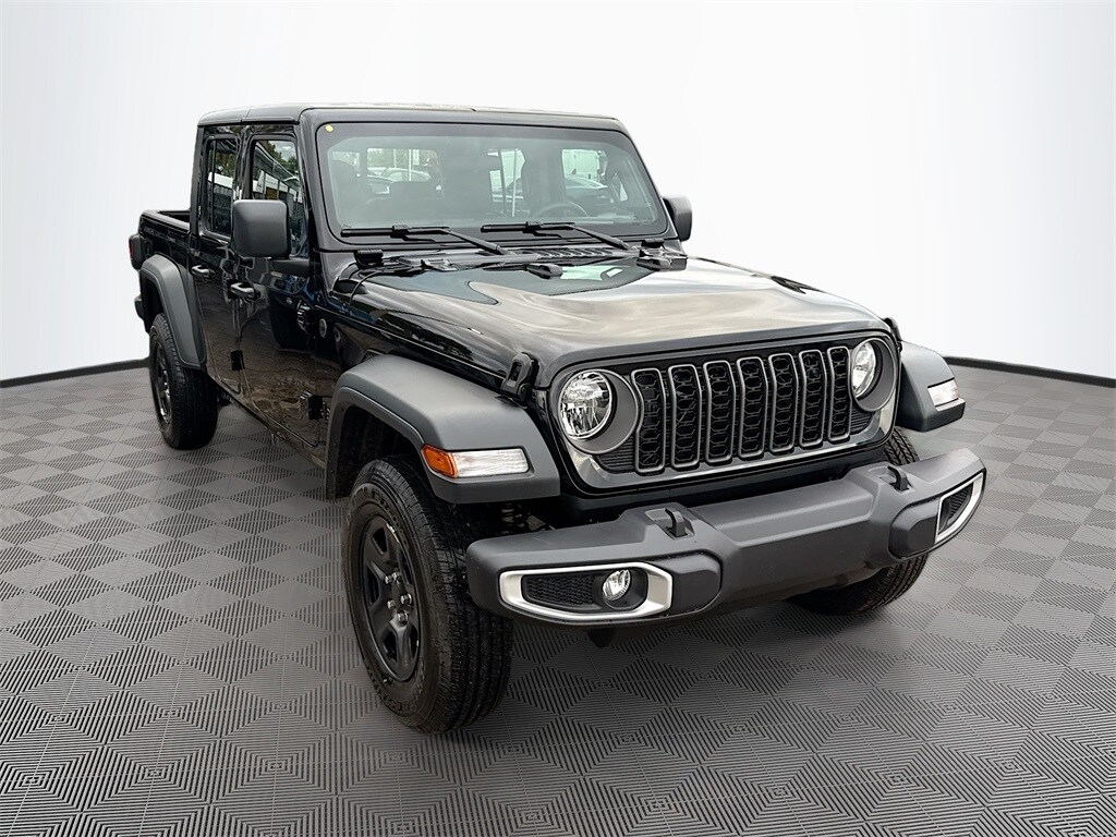 New 2026 Jeep Gladiator SPORT 4X4 Pickup