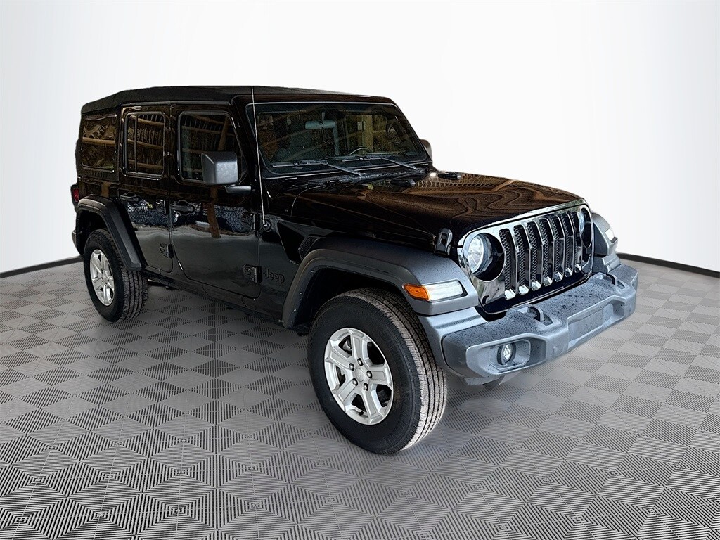 2022 Jeep Wrangler Unlimited Sport S photo 3