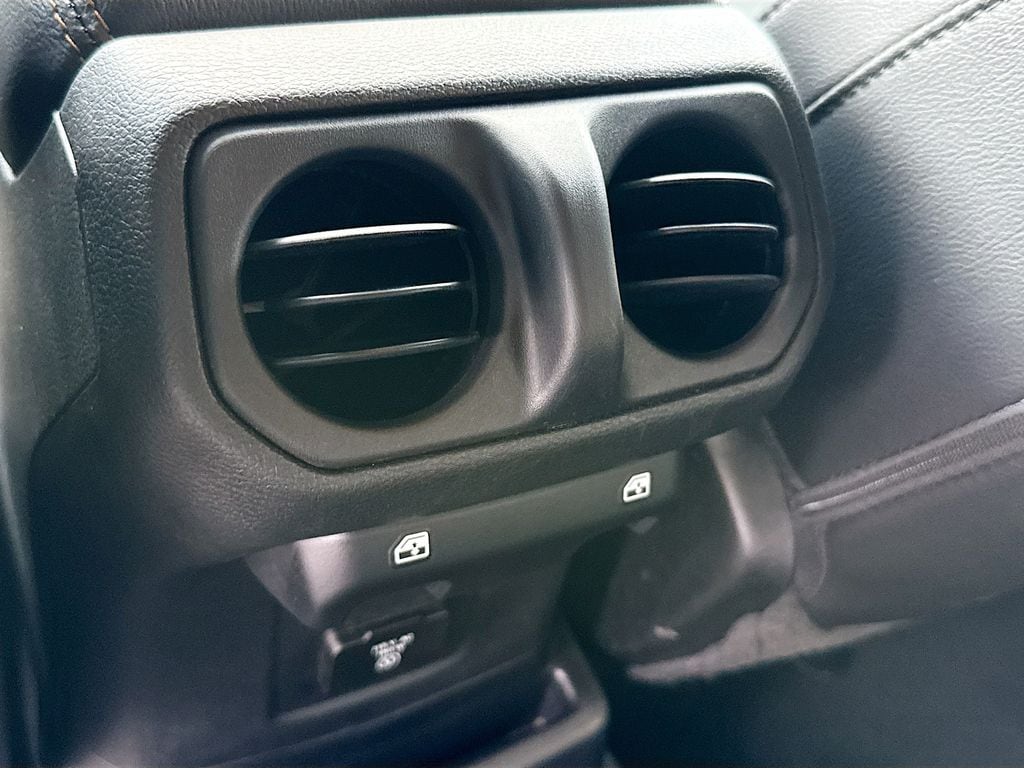 2022 Jeep Wrangler Unlimited High Altitude 4XE - Photo 29