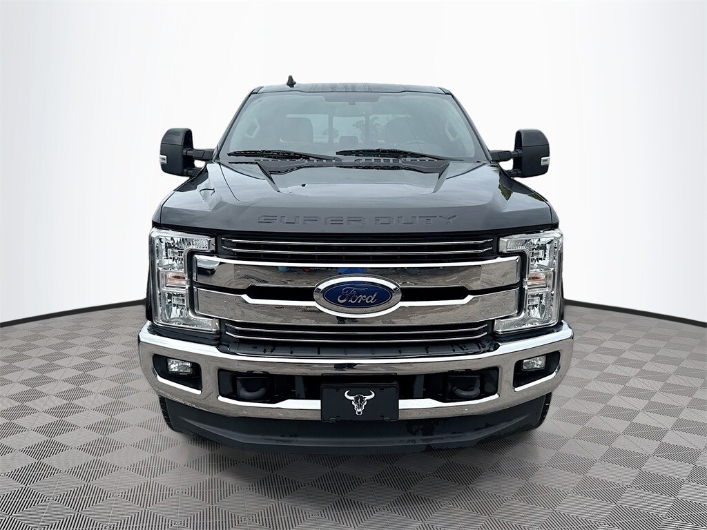 2019 Ford F-250 photo 2