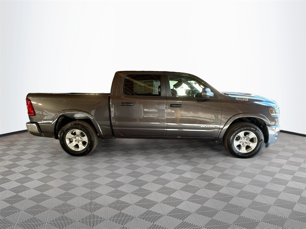 New 2026 Ram 1500 BIG HORN CREW CAB 4X2 5'7 BOX Pickup
