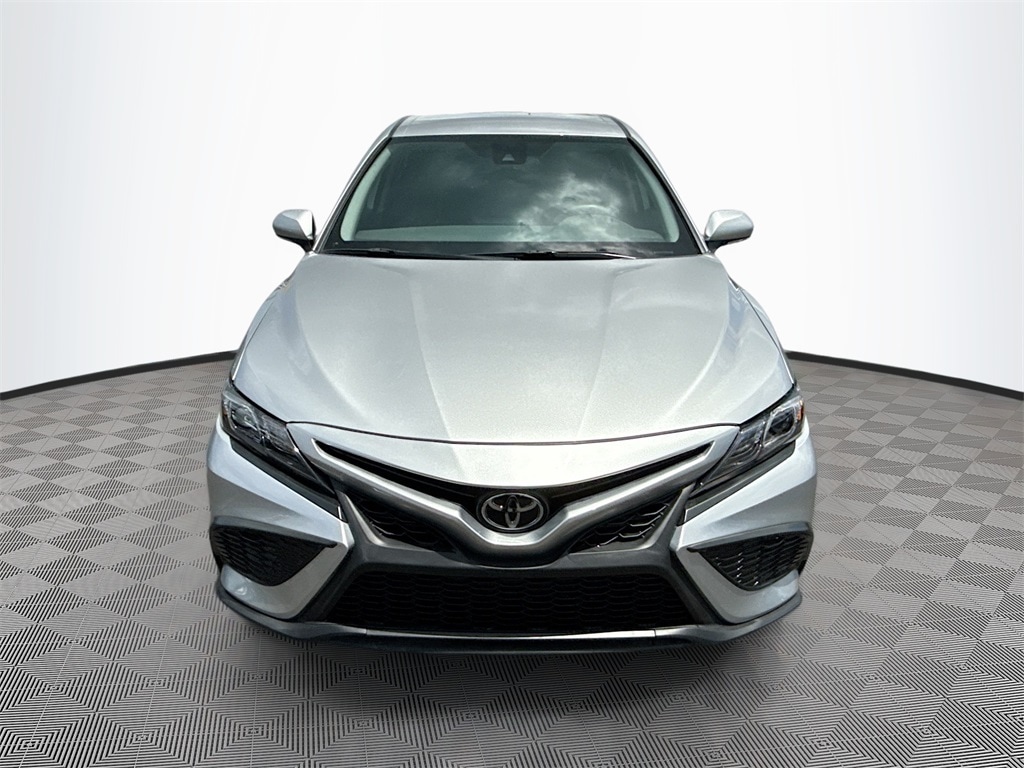 Used 2024 Toyota Camry SE with VIN 4T1G11AK8RU885910 for sale in Plantation, FL