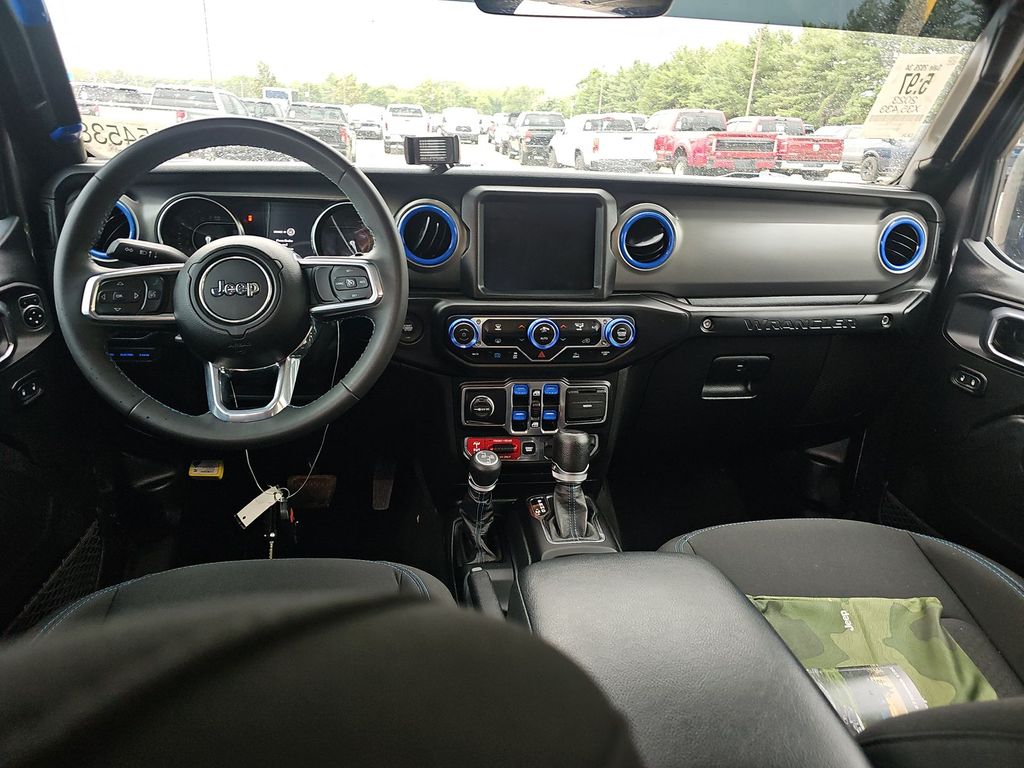 Photo 6
