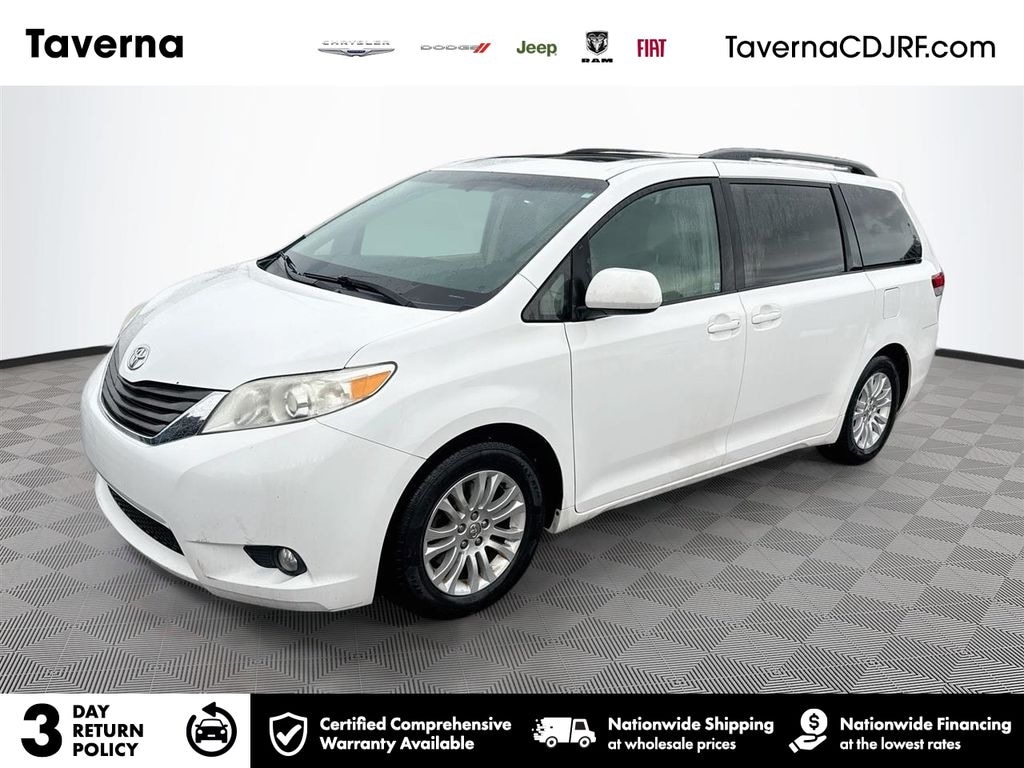 Used 2014 Toyota Sienna XLE Minivan/Van