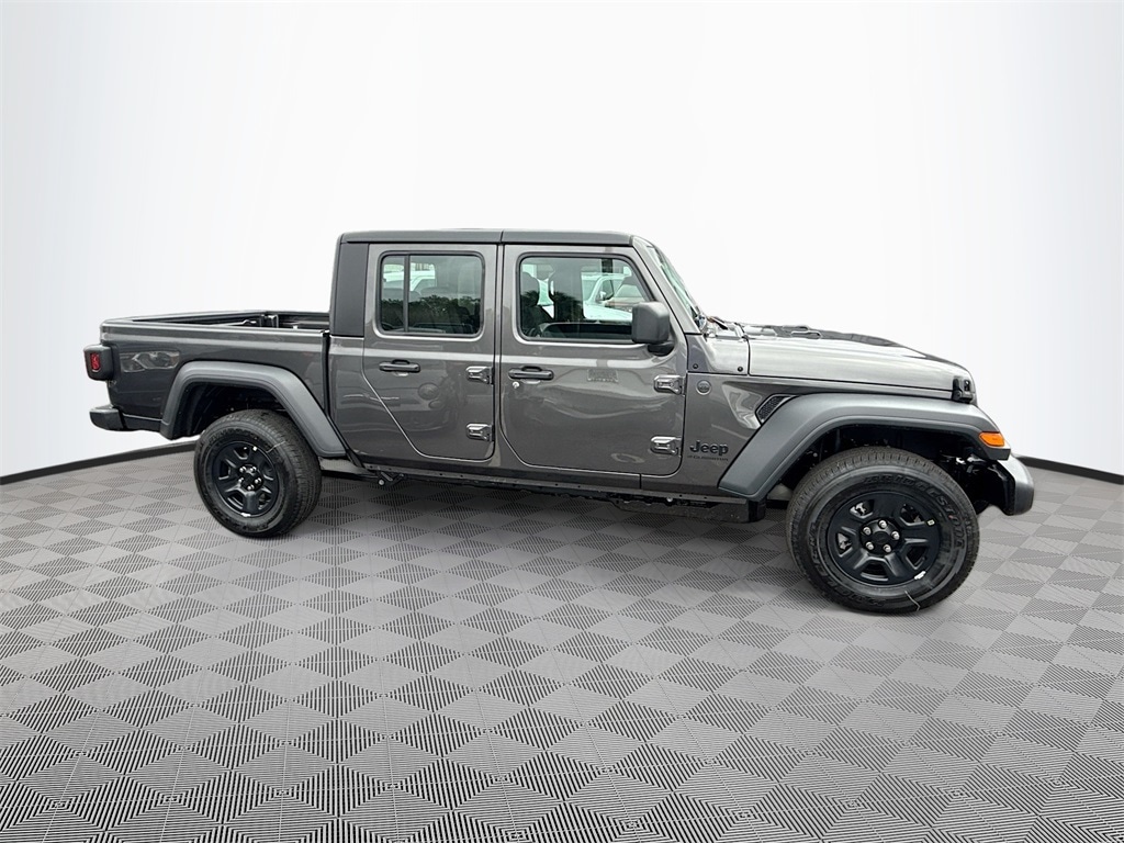 New 2026 Jeep Gladiator SPORT 4X4 Pickup