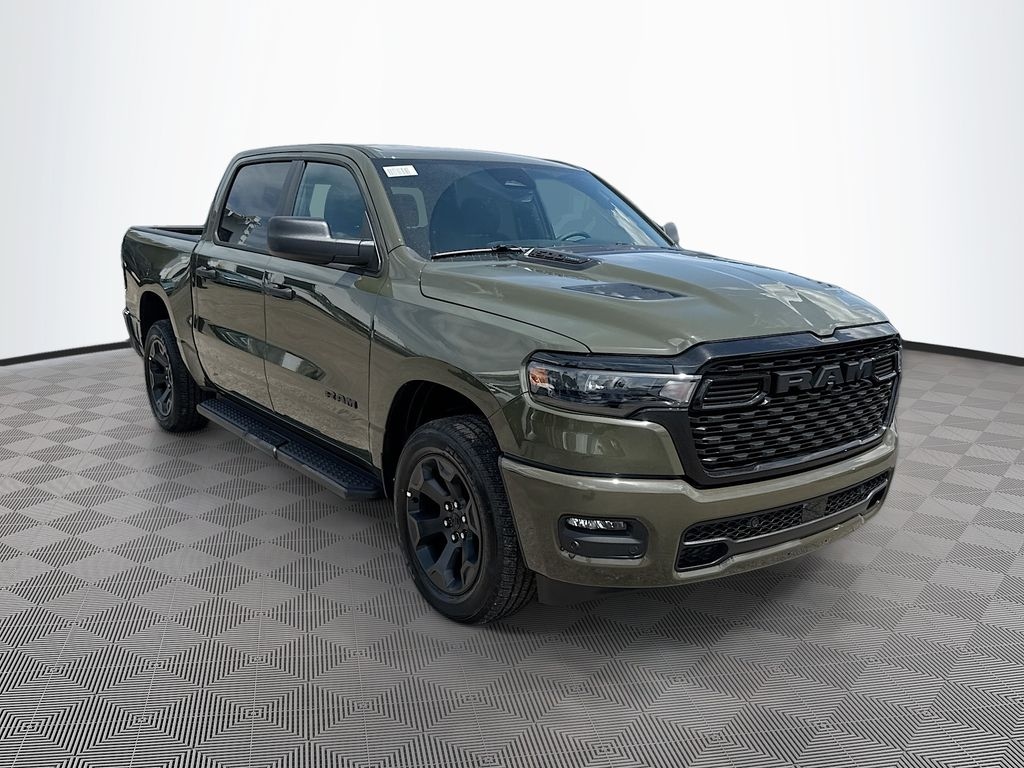 New 2026 Ram 1500 EXPRESS CREW CAB 4X4 5'7 BOX Pickup