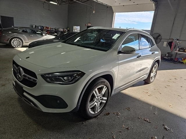 2021 Mercedes-Benz GLA GLA250's photo