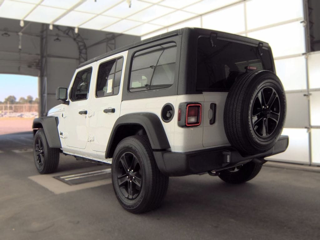 Used 2022 Jeep Wrangler Unlimited Sport Altitude SUV