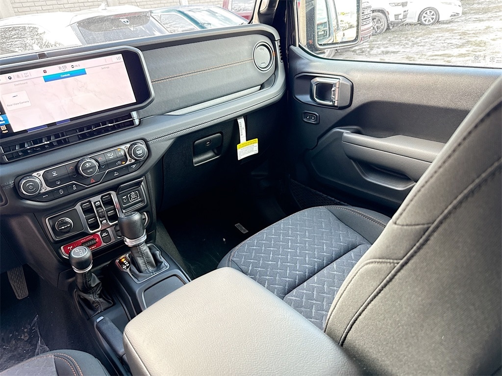 Photo 25