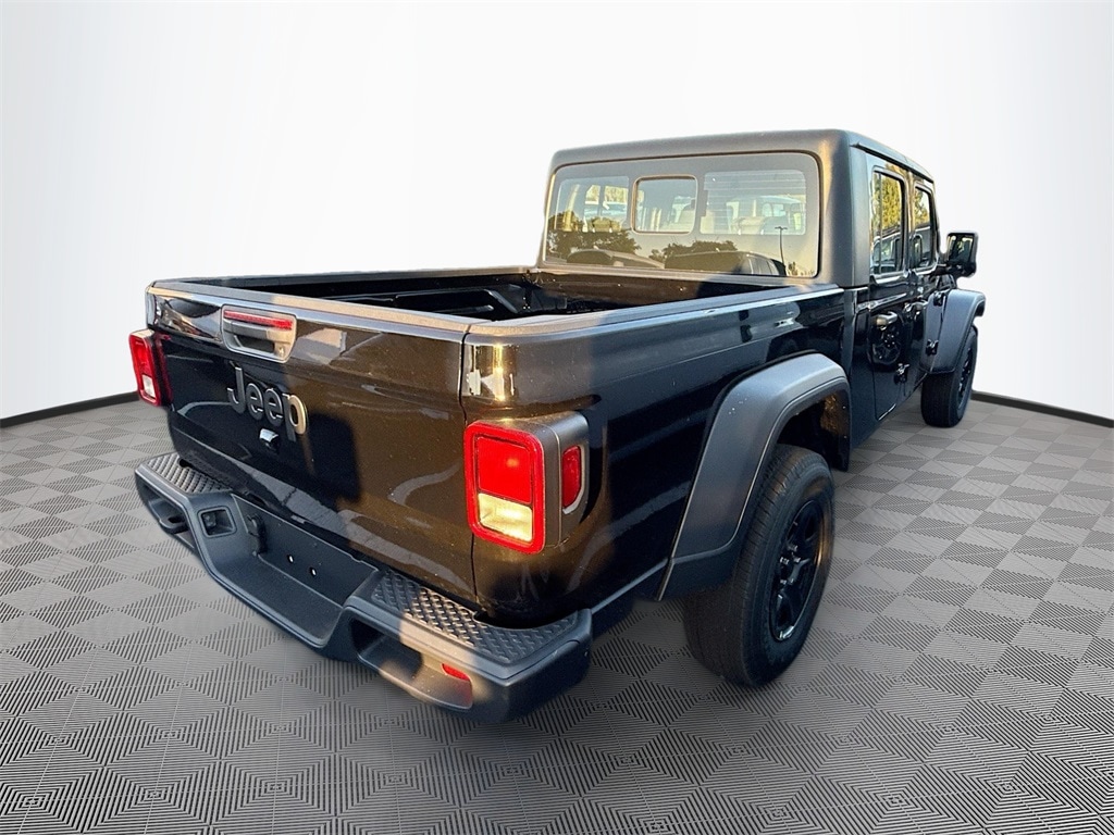 New 2026 Jeep Gladiator SPORT 4X4 Pickup