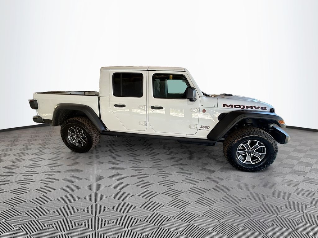 New 2026 Jeep Gladiator MOJAVE 4X4 Pickup