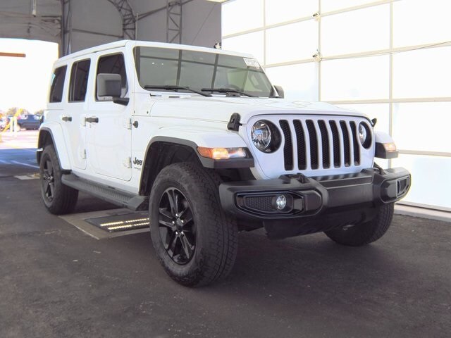 2022 Jeep Wrangler Unlimited Sahara Altitude photo 3