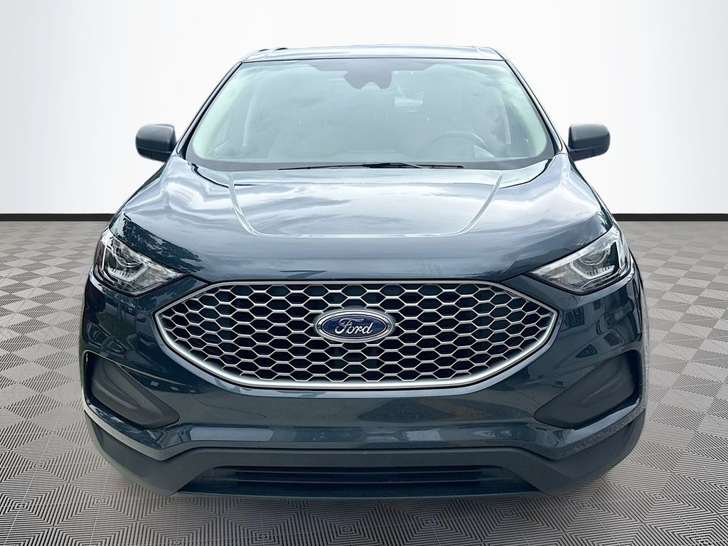 Used 2023 Ford Edge SE SUV