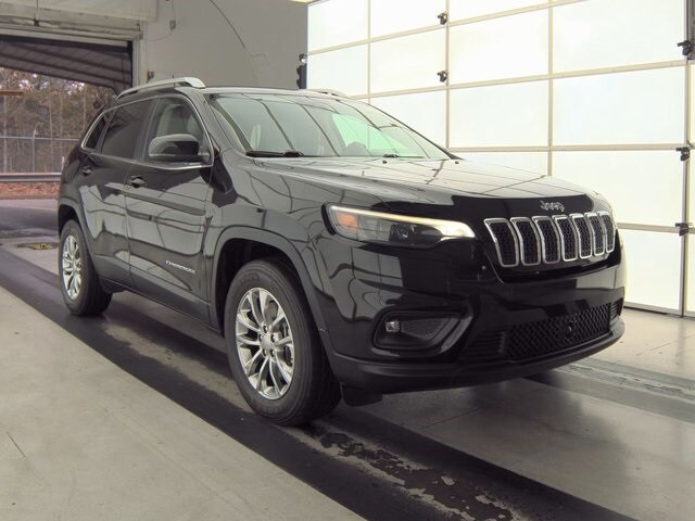 2021 Jeep Cherokee Latitude Lux photo 2