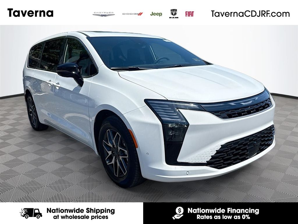 2027 Chrysler Pacifica Limited's photo