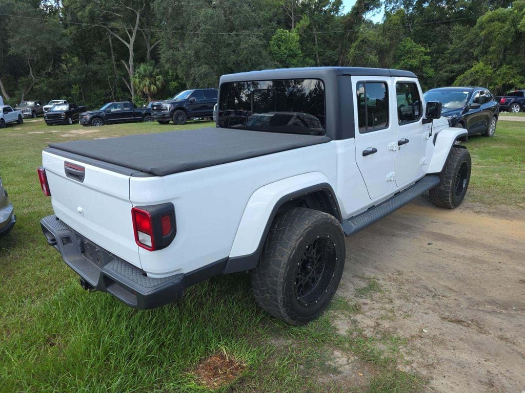 Used 2022 Jeep Gladiator Sport Truck