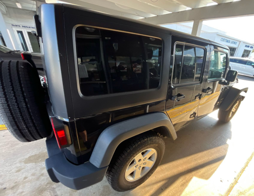 Used 2017 Jeep Wrangler Unlimited Sport SUV