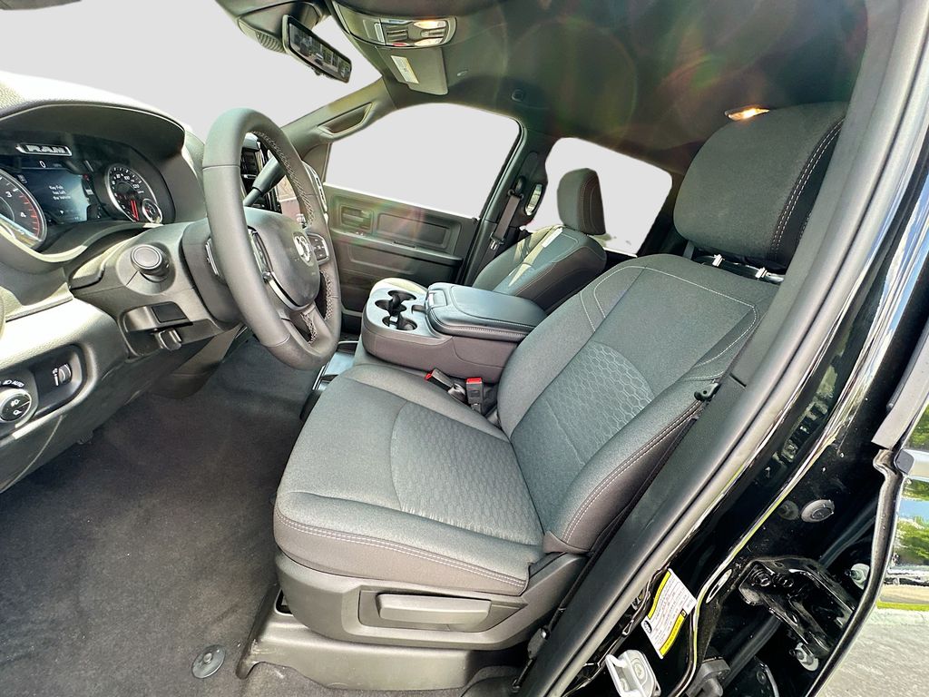 2025 RAM 2500 Tradesman - Photo 21