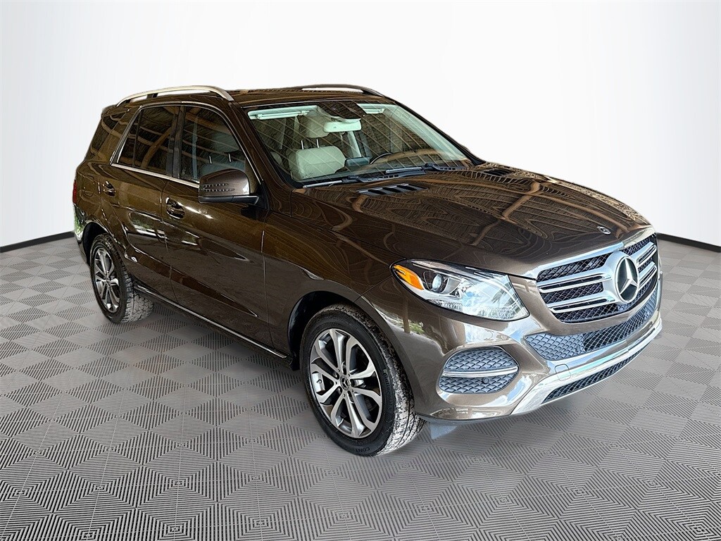 2017 Mercedes Benz GLE 350 4MATIC photo 3