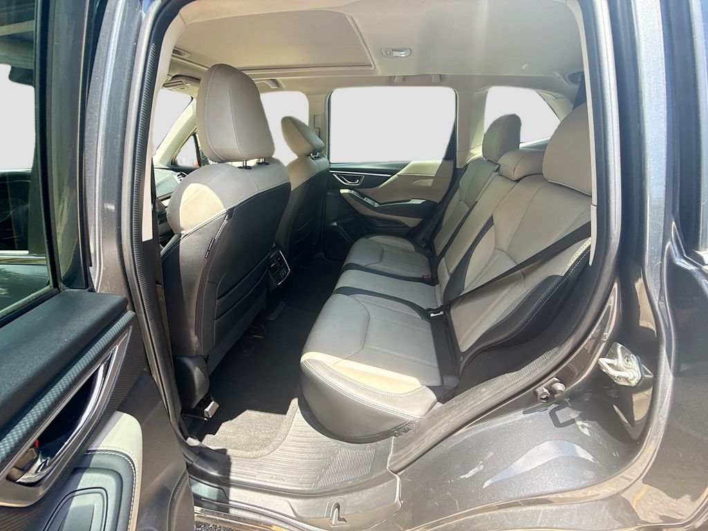2022 Subaru Forester Limited - Photo 27