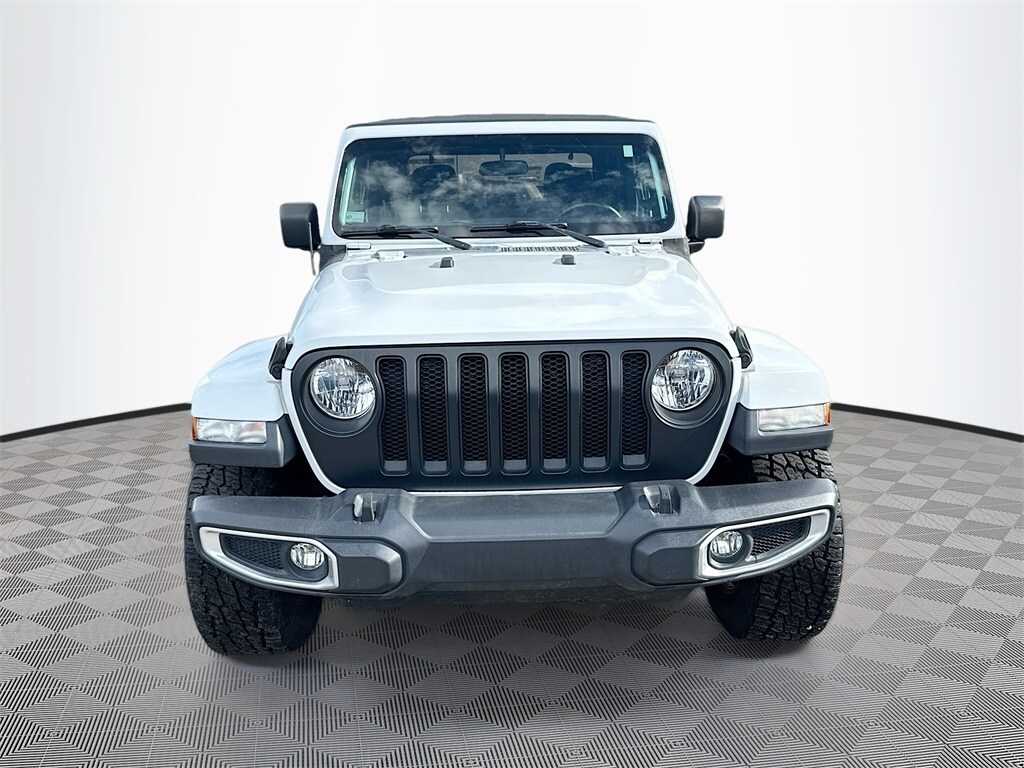 2020 Jeep Gladiator Sport photo 2