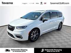 2026 Chrysler Pacifica PINNACLE Passenger Van