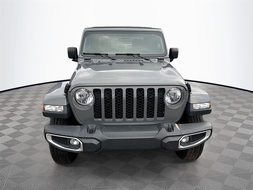 Used 2022 Jeep Gladiator Sport Truck