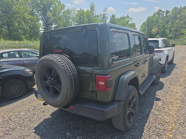 2021 Jeep Wrangler Unlimited Sahara Altitude photo 2