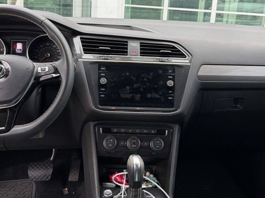 Used 2021 Volkswagen Tiguan 2.0T SE SUV