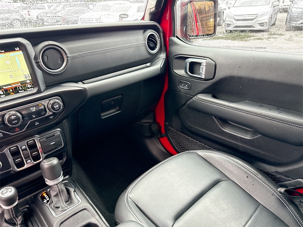 View 25