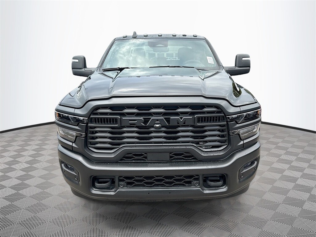 2026 Ram 3500 Tradesman photo 2