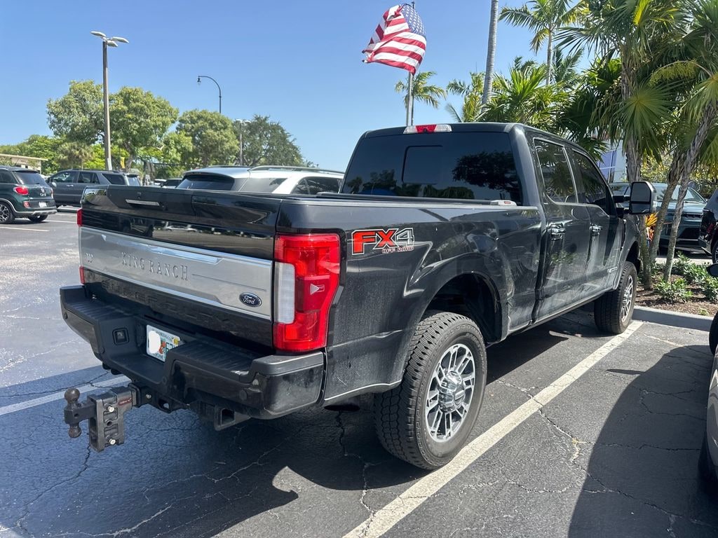Used 2019 Ford F-250SD Lariat Truck