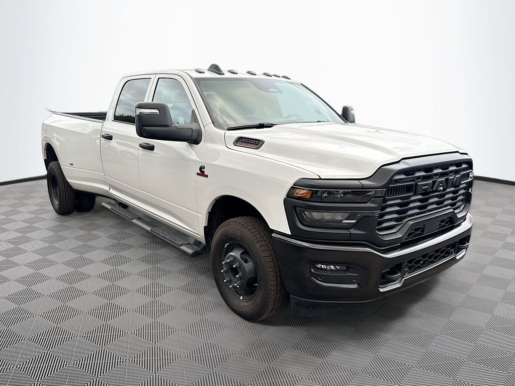 New 2026 Ram 3500 TRADESMAN CREW CAB 4X2 8' BOX Pickup