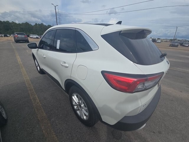 2020 Ford Escape SE photo 4