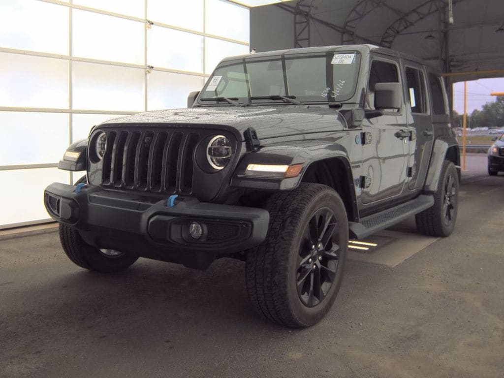 2022 Jeep Wrangler Sahara 4XE's photo
