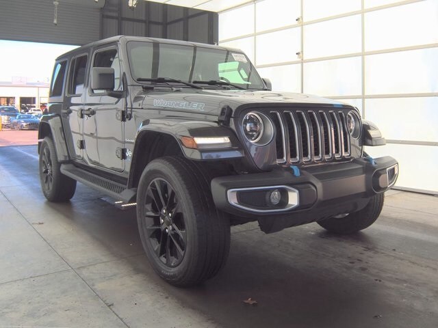2023 Jeep Wrangler Sahara 4xe photo 3