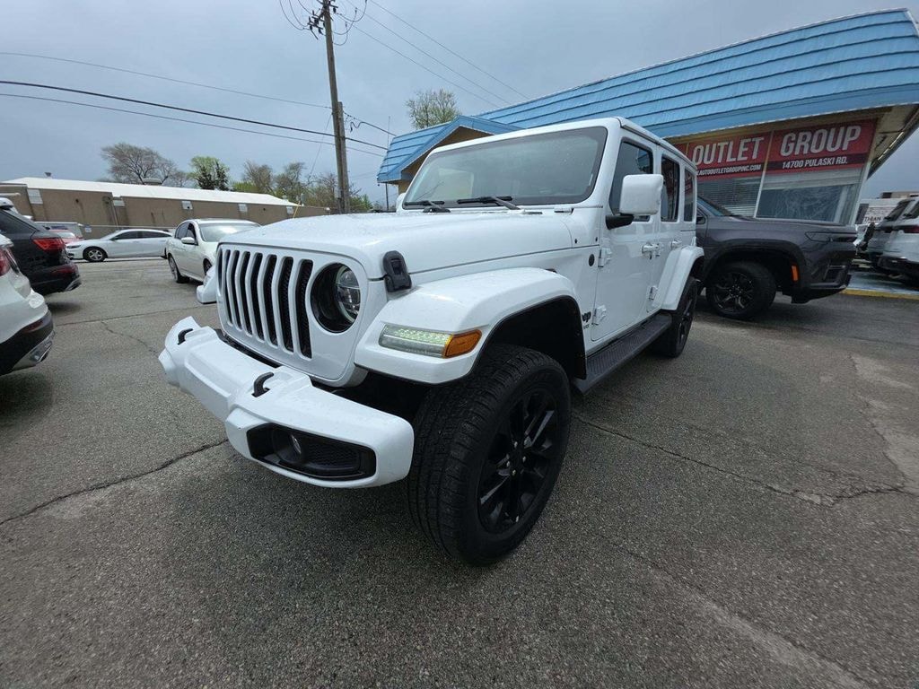 Used 2022 Jeep Wrangler Unlimited Sahara High Altitude SUV