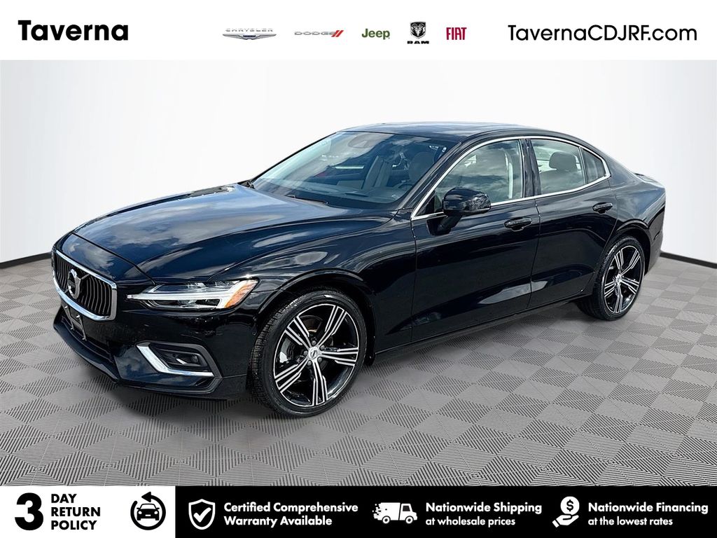 2022 Volvo S60 B5 Inscription's photo