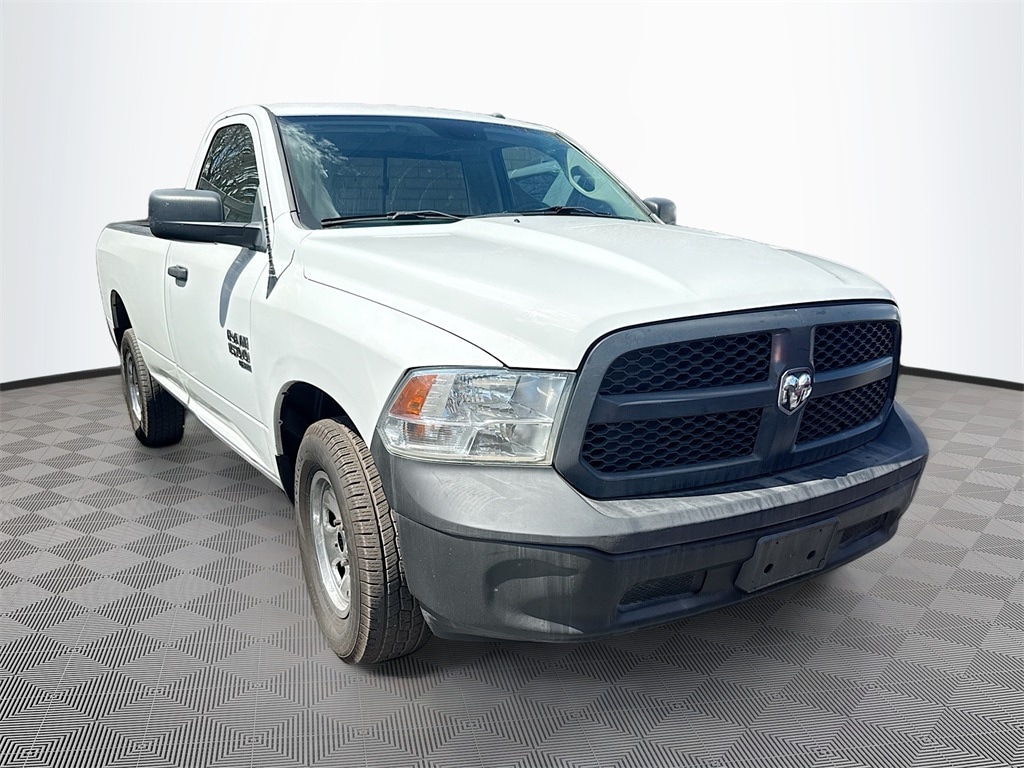 Used 2019 RAM Ram 1500 Classic Tradesman with VIN 3C6JR6DG7KG508668 for sale in Plantation, FL