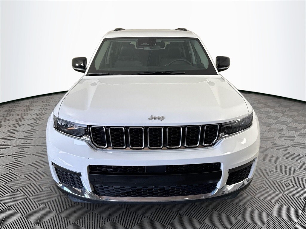 2023 Jeep Grand Cherokee L photo 2