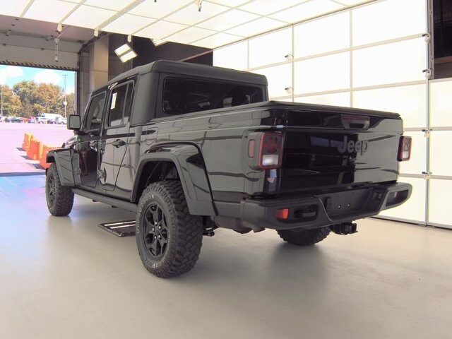 2021 Jeep Gladiator Willys photo 4