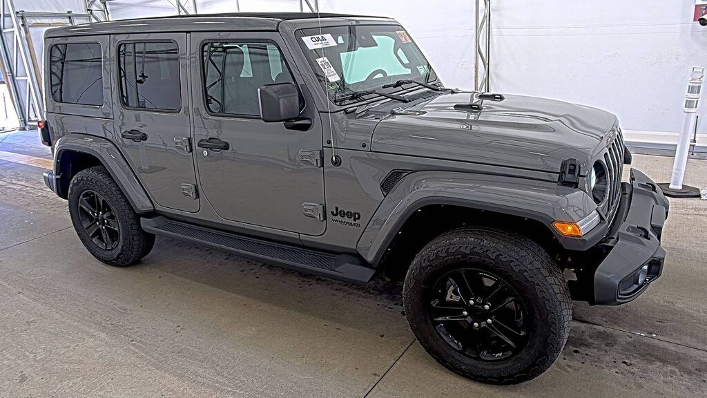Used 2022 Jeep Wrangler Unlimited Sahara Altitude SUV