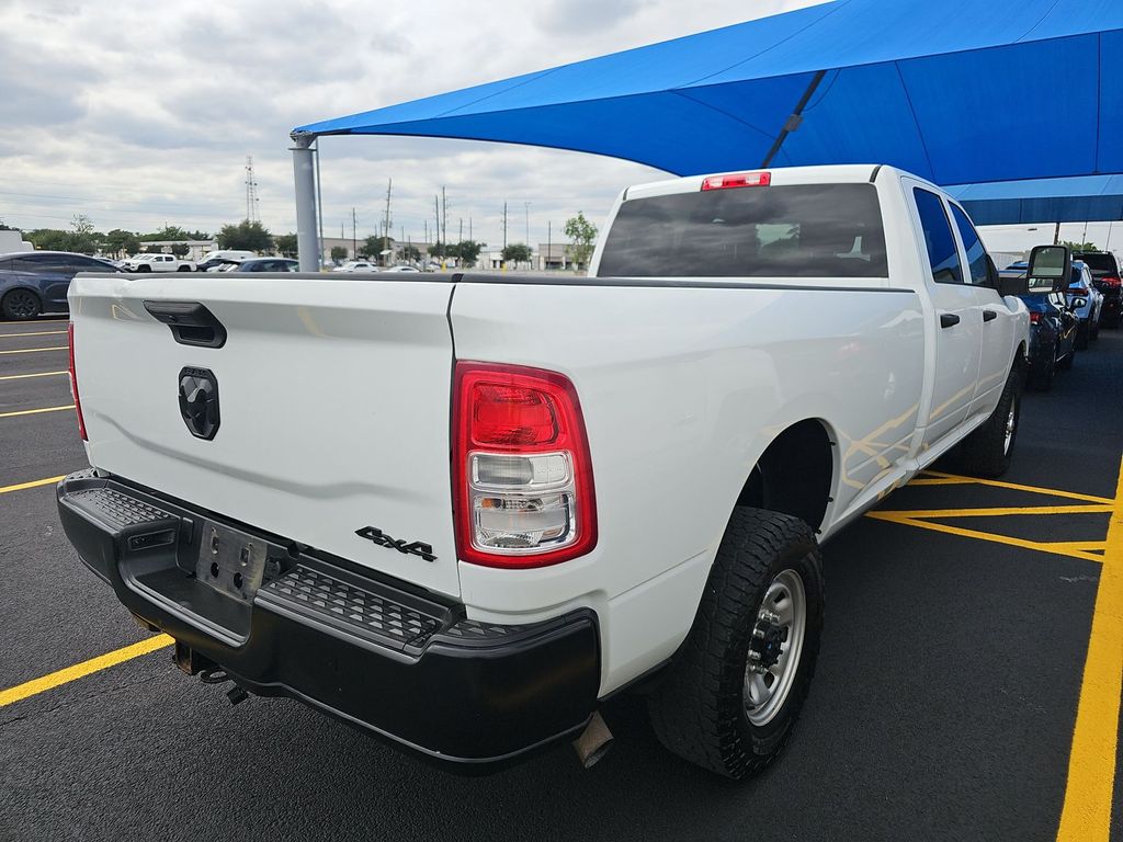 3C6UR5HJ2RG250339